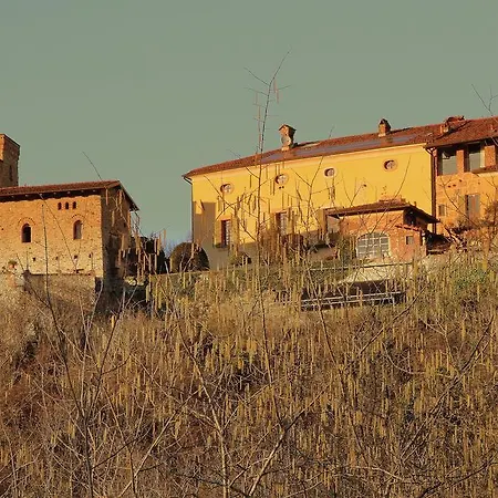 Castello Di Strambinello