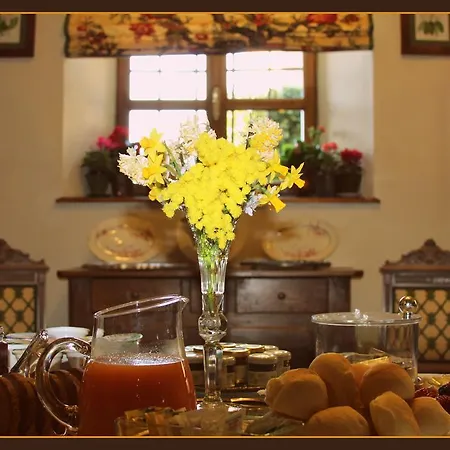 Castello Di Bed & Breakfast