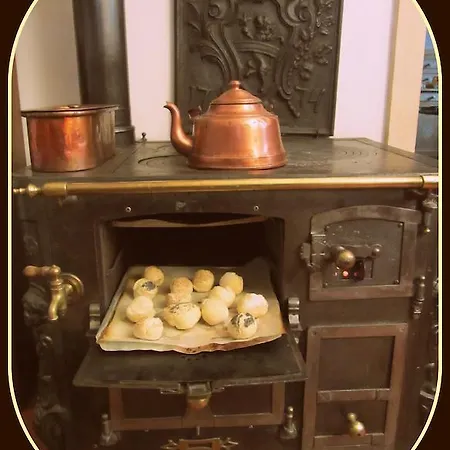 Bed & Breakfast Castello Di Strambinello