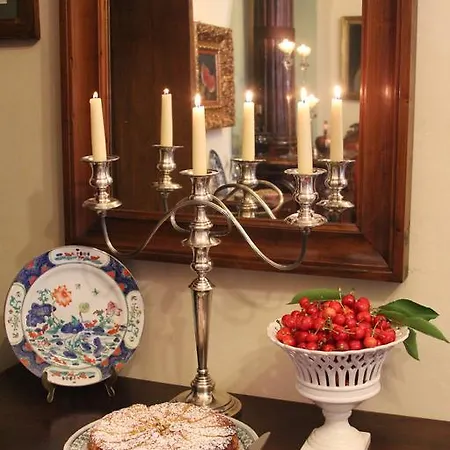 Bed & Breakfast Castello Di Strambinello