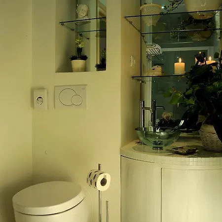 Castello Di Bed & Breakfast Strambinello